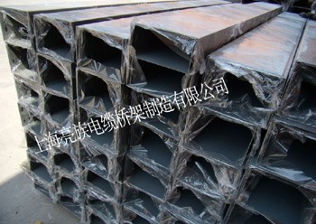 如何提高生產(chǎn)防火槽式電纜橋架自動(dòng)化強(qiáng)度？